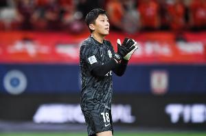 王国明：赛前球队对点球有研究 扑出点球后还以为还没踢完呢