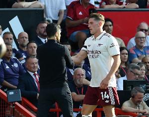 沃尔科特：约克雷斯首秀就客战曼联并不容易，他还需要找状态