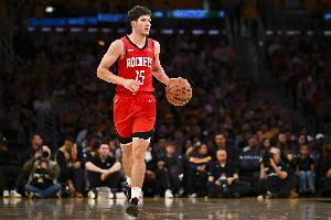 斯通：谢泼德若在乐透区球队能有犯错和纠正的时间 但在火箭没有