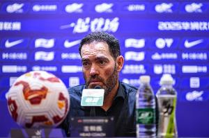 亚泰主帅：伤病问题一直困扰我们前行 相信能完成今年的保级目标