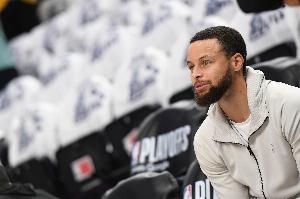 库里谈中国篮球：中国篮球的天赋在不断涌现 跟上了世界发展趋势