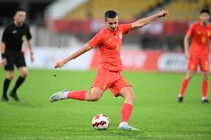 媒体人：依木兰已经伤愈，并随泰山一线队参加了训练