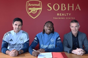 记者：阿森纳周三仅用数小时就敲定埃泽，哈弗茨受伤加速了转会