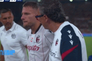 伤得不轻！35岁因莫比莱首战伤退，一瘸一拐被换下