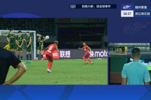 媒体人谈王钰栋手球送点：不要搞这种小动作，VAR一抓一个准