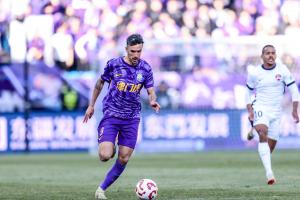 天津神锋：基莱斯23场14球 孔帕尼奥26场17球 巴尔克斯29场14球