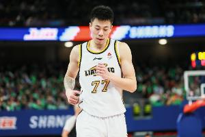 媒体人：张镇麟敢于在自己的当打之年走出舒适区 这需要勇气