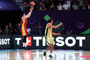 郭士强谈决赛1分惜败：这一分之差留给新的中国男篮一个未来吧