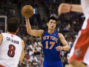 致敬！林书豪社媒宣布退役结束15年生涯 赵维伦回复：传奇❤️