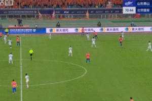 泰山6-0领先国安！打疯了！卡扎伊什维利上演大四喜，泽卡送助攻