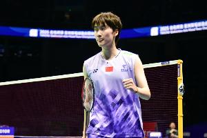 近90度崴脚仍出战决赛！专家建议陈雨菲休养三周，配合康复与理疗