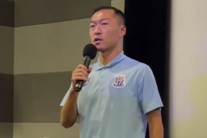 吴曦：希望全队所有的球员展示出担当，最后7场比赛我们一起战斗