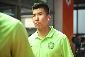 王刚：对0-6泰山赛后做出极其不理智的行为，对球迷说一声抱歉