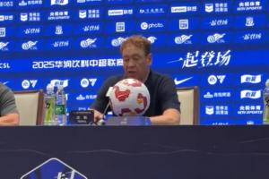 斯卢茨基：很难评价这么多个人失误，要进5、6、7个才能赢球吗？