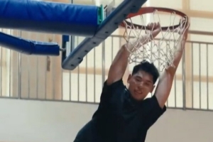 渐入佳境！崔永熙最新训练视频：扣篮、三分、变向突破皆有展现