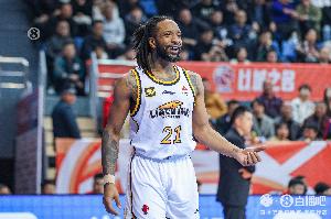 训练师宣？辽篮训练师华莱士在社媒欢迎威尔斯回归