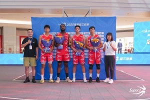 捍卫主场！广东生涯斩获深圳大区赛冠军