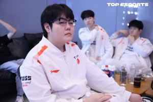 内战有一手！369生涯第8次打进LPL决赛，此前4次夺冠1次优胜者