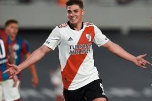 河床杀器！21岁时小蜘蛛46场24球15助全欧疯抢，曼城2140万欧预定