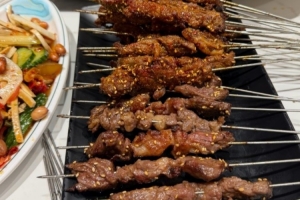 LPL解说米勒晒照：独自带多多回趟老家，让小猪桃子清静两天