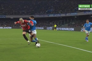 特奥禁区倒地造点！希门尼斯主罚点球直接被门将没收！