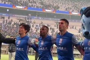 谈德比战，斯卢茨基：不管面对的是谁，我们都要拿到三分！