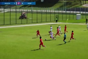 U15国足0-2落后！白俄罗斯一条龙造点+点射破门