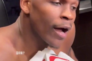 华乔丹皮实，成为超巨的前提就是耐杀