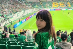 里程碑，国安球迷小姐姐工体见证张稀哲400场时刻