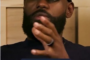 詹姆斯：不像我当年 弗拉格能和欧文AD克莱一起打球太幸运了！