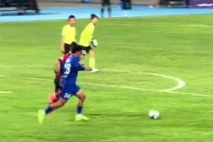 这就是足球！淮安最后时刻角球进攻未果，连云港反击推空门得手