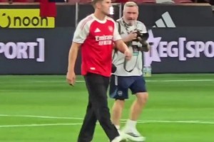 王大雷今天是真开心，We are one再现奥体中心