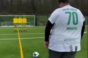 脚法一流的大胖！不管你是谁，快从他的身体里出来