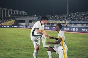 擦鞋擦鞋！国安博主实拍：张稀哲圆月弯刀助攻林良铭和法比奥