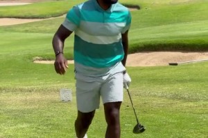 给老詹打爽了，直接口吐芬芳哈哈哈哈