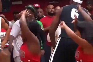 当巅峰詹杜韦炮等球星空降野球场！KD无解干拔单挑詹姆斯！