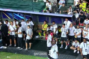 董老厮：C罗香港行没满座，是C罗过气还是球迷不够热爱