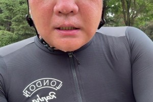 李金羽：沈阳环意堪比环法，全是坡啊，累蒙圈了