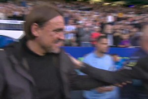 【集锦】英联杯-博格破门双方常规时间战平 谢周三点球3-0利兹联