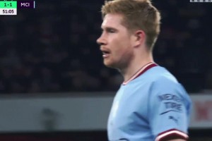 防守反击中的教科书！利物浦这次经典反击，真的百看不厌！