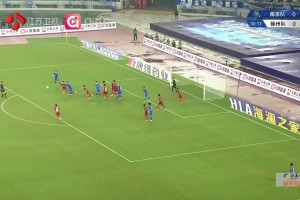 央视解说：北马里亚纳球员大多是业余球员，后卫是一名羽毛球选手