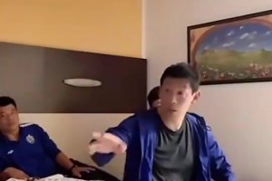 卡纳瓦罗翻译李白：补的工资让他自己填，一分没要