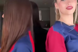 恋爱中的女孩~亚马尔女友大方回应：我很开心我很爱他