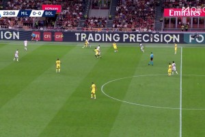 门柱单防！埃斯图皮尼安晃开角度施射击中立柱