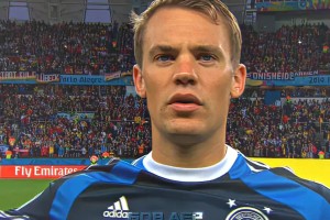 生涯代表作之一！如何评价这场比赛的诺伊尔？